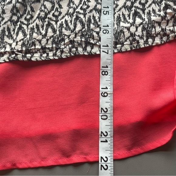 THML Black, White & Red Embroidered Spaghetti Strap Blouse – Size Medium - Picture 8 of 8